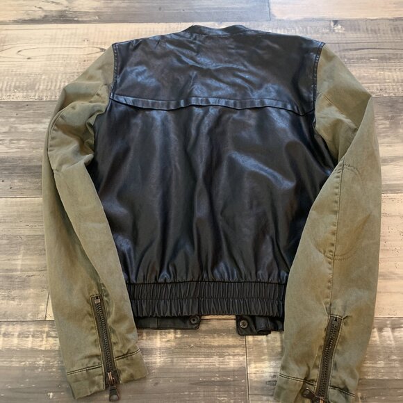 Trafaluc green and black jacket. EUC. Women's size small. - Picture 2 of 5